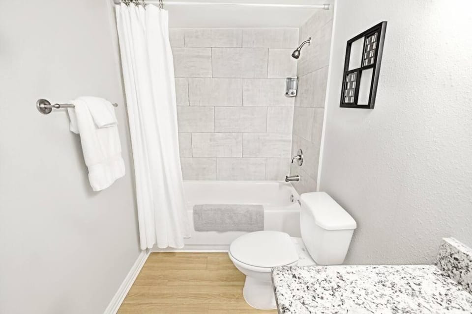 Global Cup Dwell By Design & Arboretum Tickets Included Apartment in Dallas