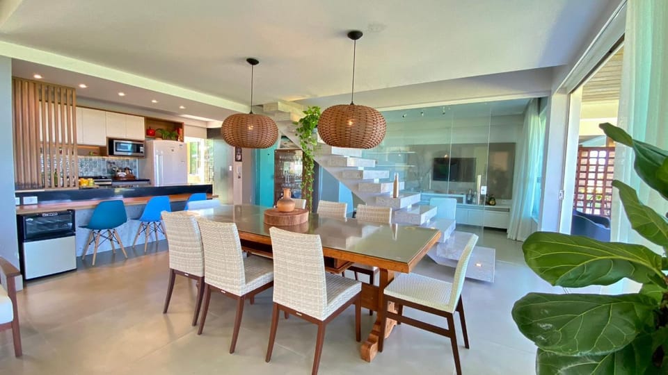 Kitchen or kitchenette, Living room, Seating area, Dining area, minibar, pet friendly, stove