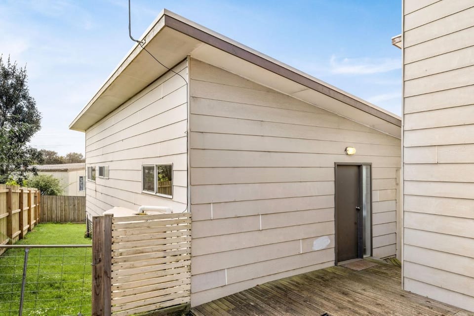 Bayview Unit House in Victoria