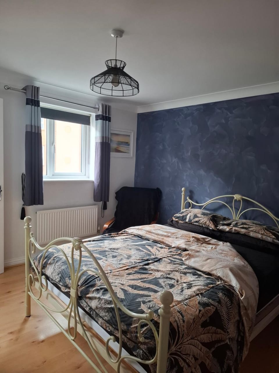 Property building, Bed