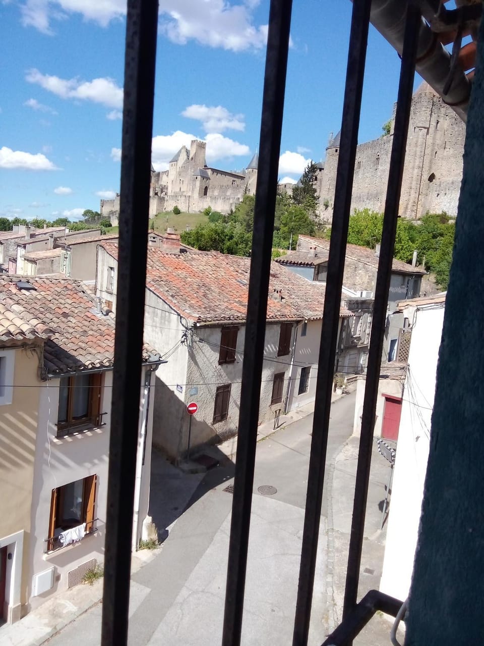 Landmark view, Street view