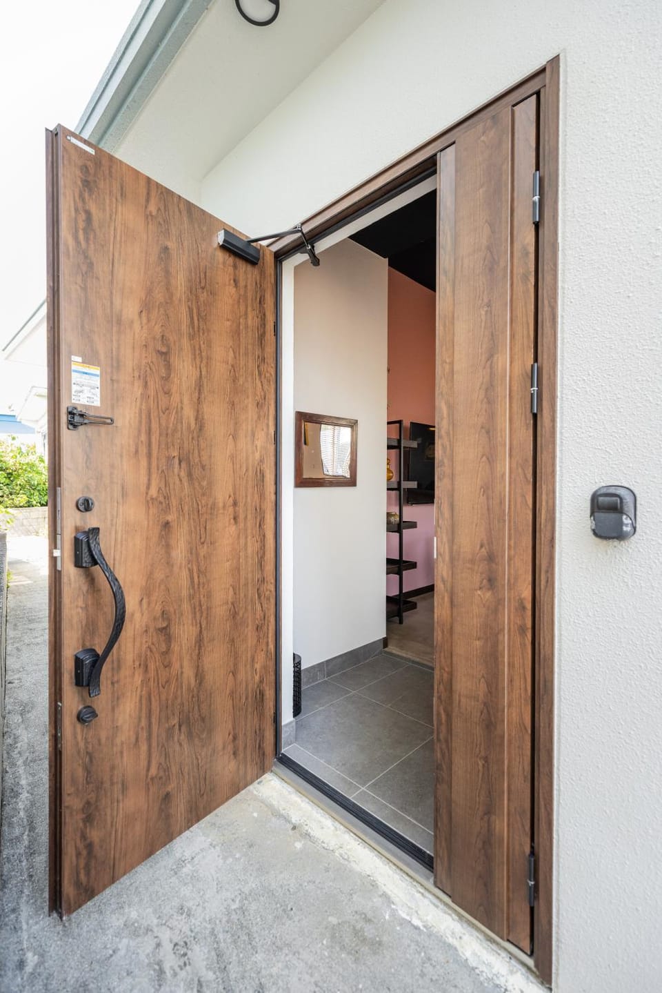Property building, Facade/entrance