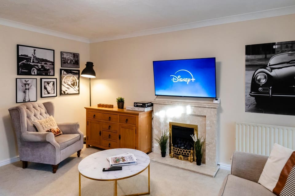 Chichester retreat house with free parking House in Chichester