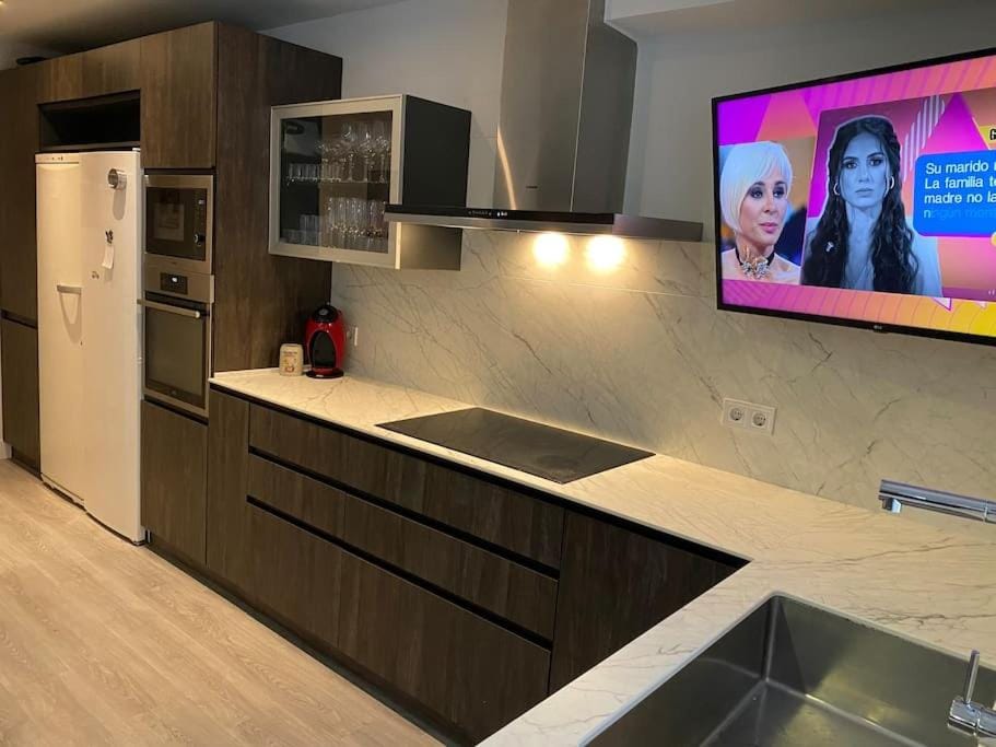 Duplex Acogedor Maria 130mq cerca Aeropuerto-Ifema Apartment in San Sebastián de los Reyes