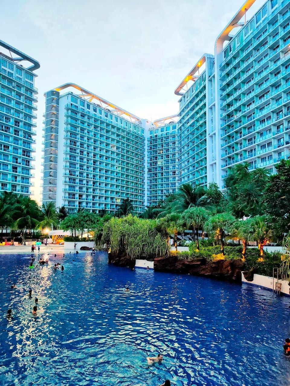 Swimming pool