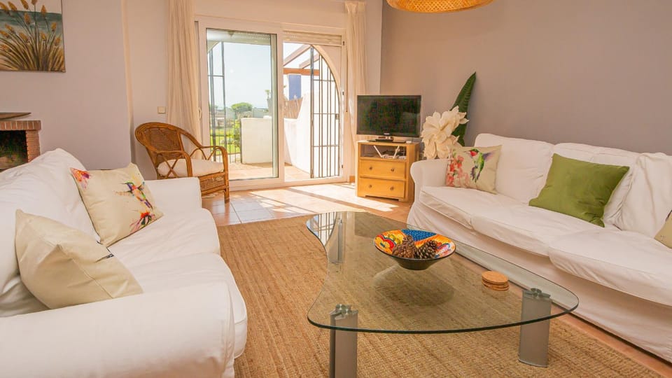 Marina de Casares 25 10 House in Costa del Sol
