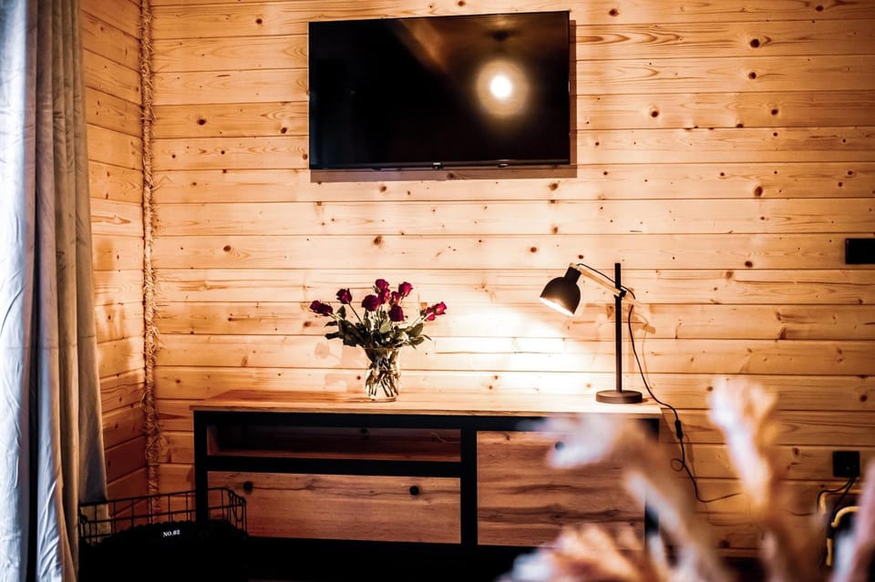 Communal lounge/ TV room, TV and multimedia, Evening entertainment