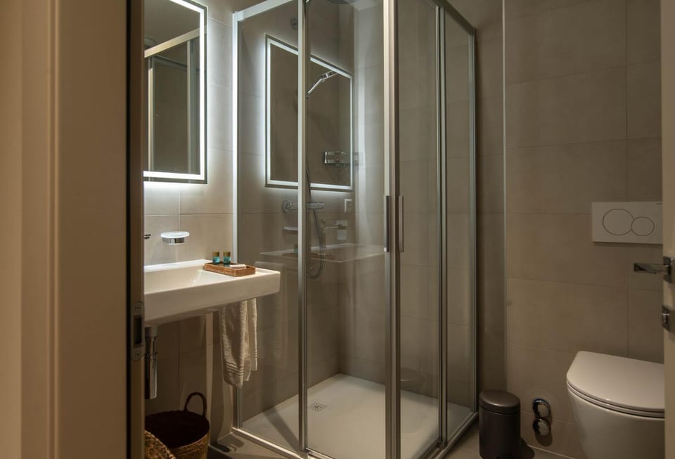 Boutique Hotel La Couronne Mies Hotel in Canton of Geneva