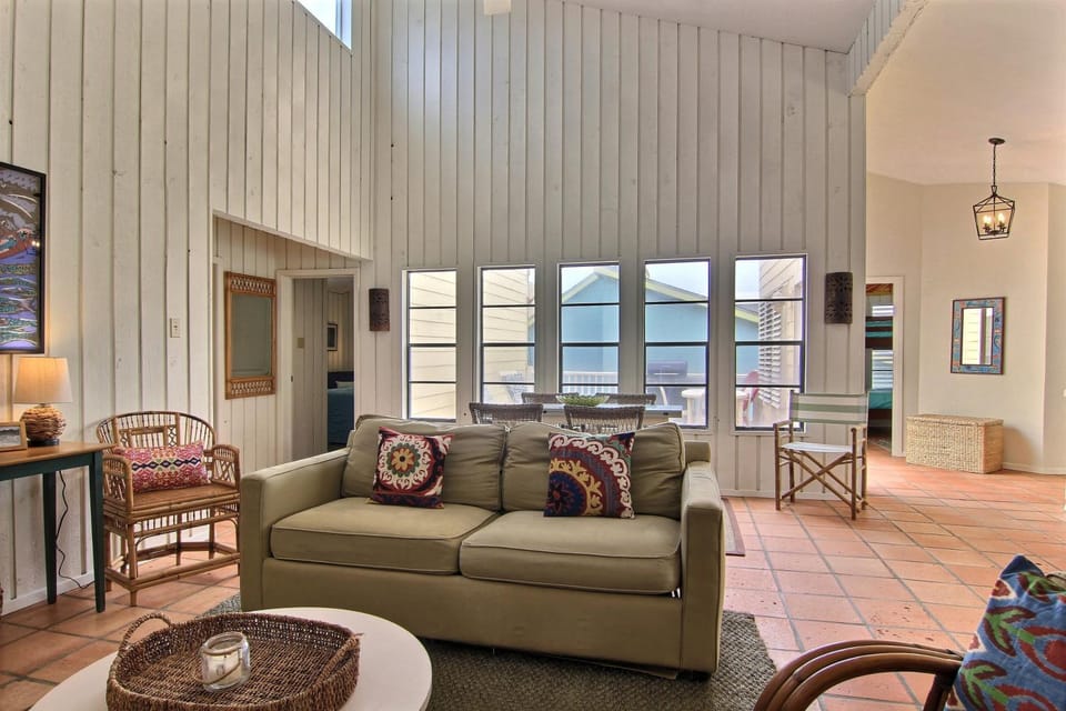 Living room, Seating area, Street view, furniture