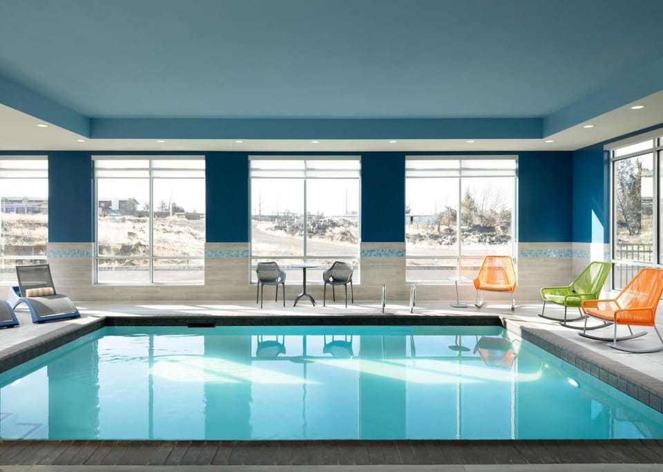 Pool view, Swimming pool