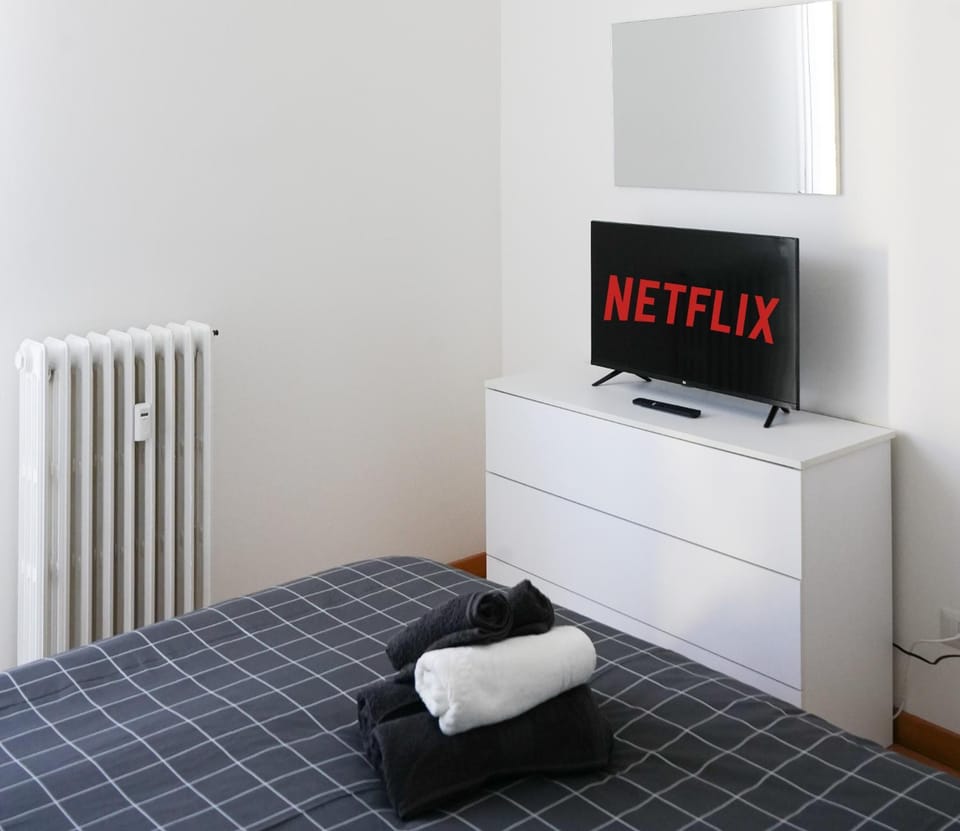 TV and multimedia, Bedroom