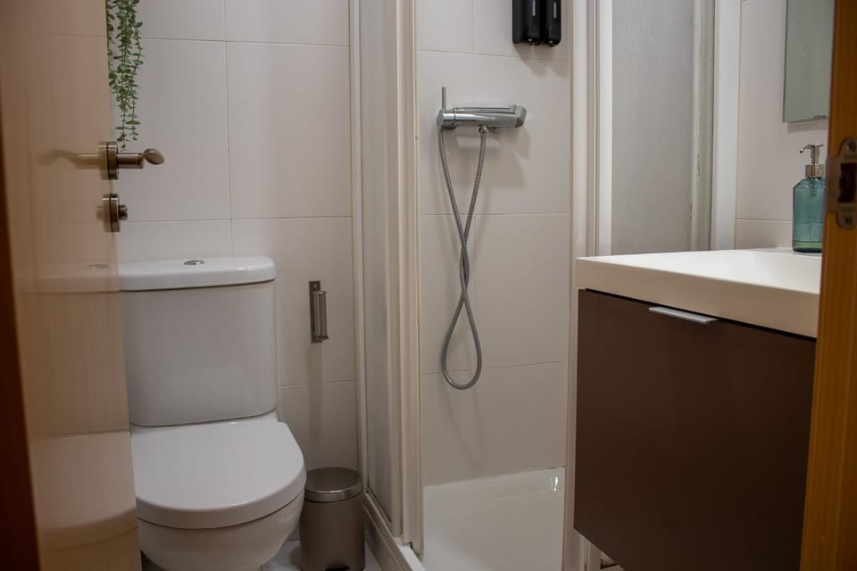 Shower, Bathroom