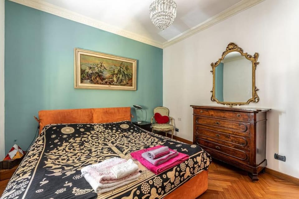 Bed, Photo of the whole room, Bedroom, towels, wardrobe