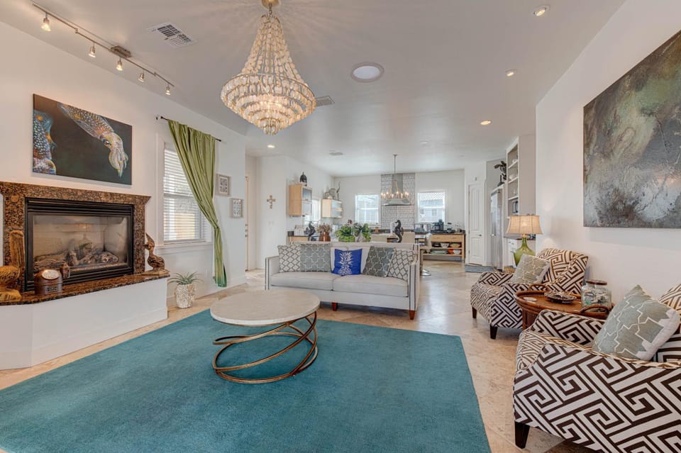 Kitchen or kitchenette, Living room, Seating area, fireplace, furniture