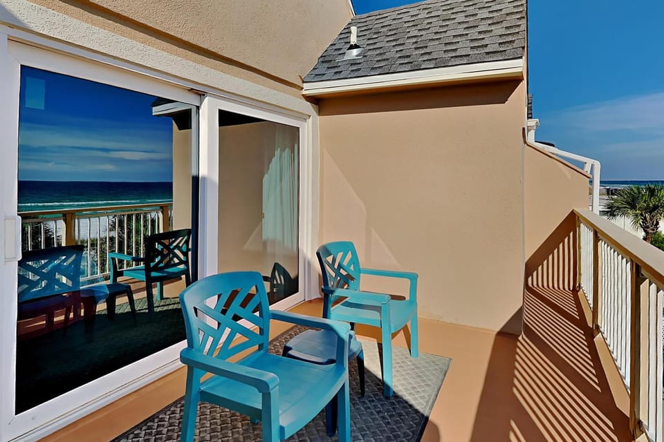 View (from property/room), Balcony/Terrace, Sea view