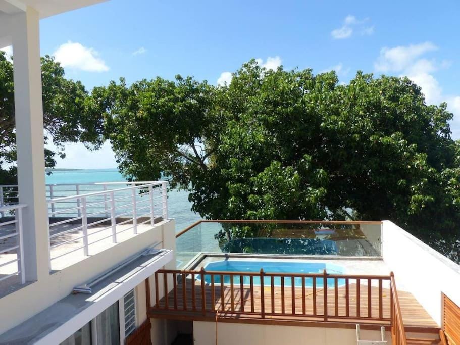Balcony/Terrace, Pool view, Sea view, Swimming pool