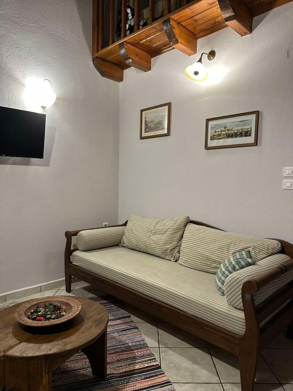 Living room, Seating area