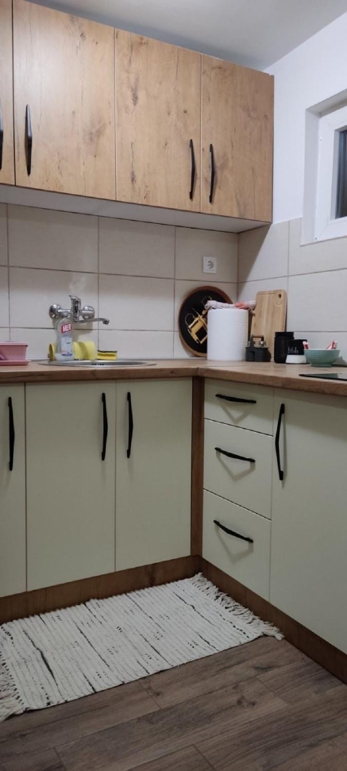 Kitchen or kitchenette, stove