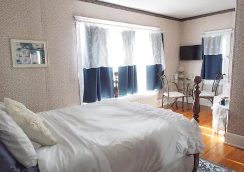The Bissing House Bed and Breakfast in Hays