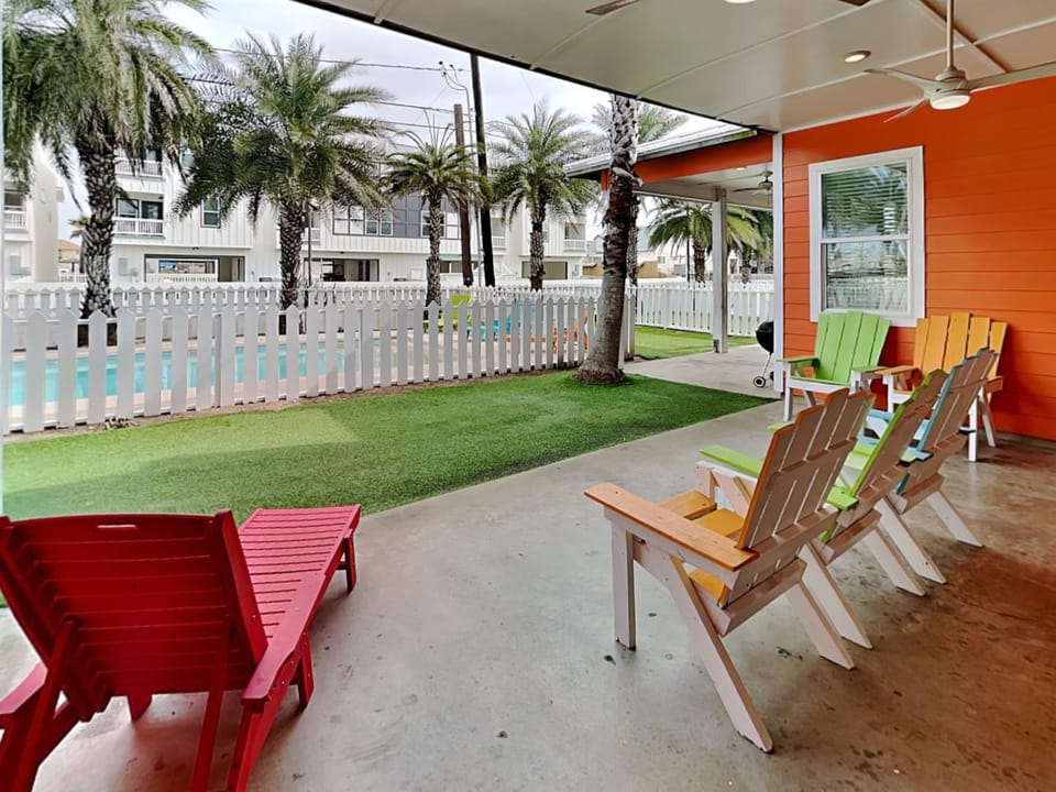 Patio, Garden, Seating area, furniture