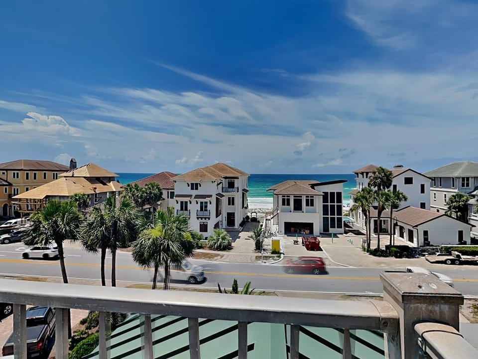 Property building, Neighbourhood, Beach, Sea view