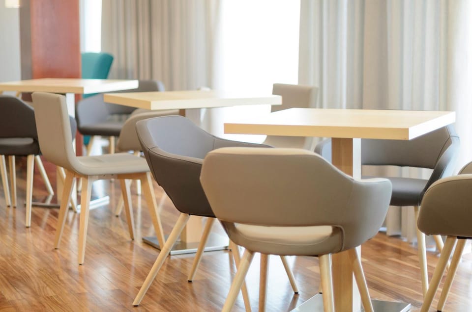 Communal lounge/ TV room, Lounge or bar