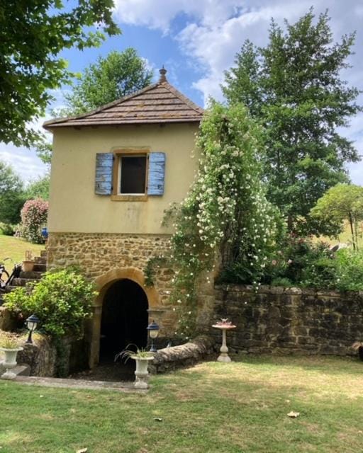 Les CHAMBRES des EAUX Bed and Breakfast in Auvergne-Rhône-Alpes