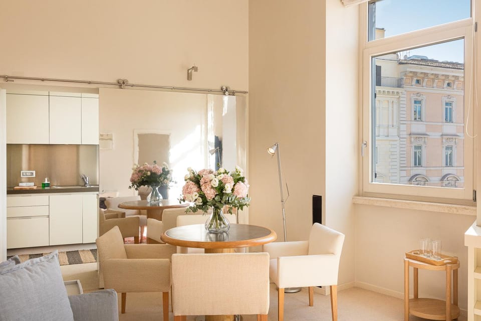 Living room, Seating area, Dining area