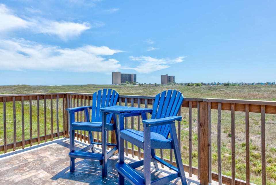 Balcony/Terrace, Seating area, Beach