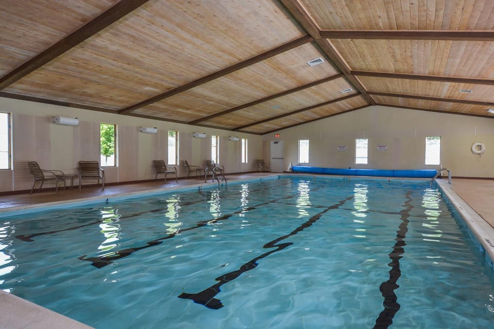 Seating area, Swimming pool