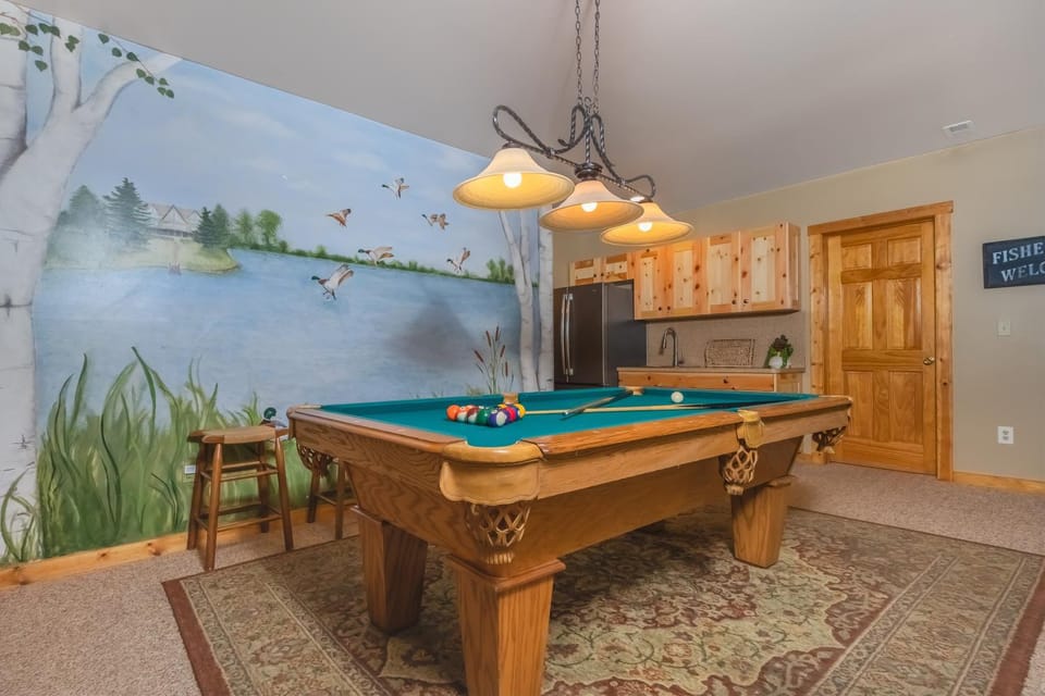 Billiard, Game Room, Kitchen or kitchenette, furniture