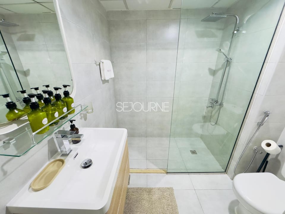 DA86 - Well Design Studio in Dubai Arch tower Apartment in Dubai