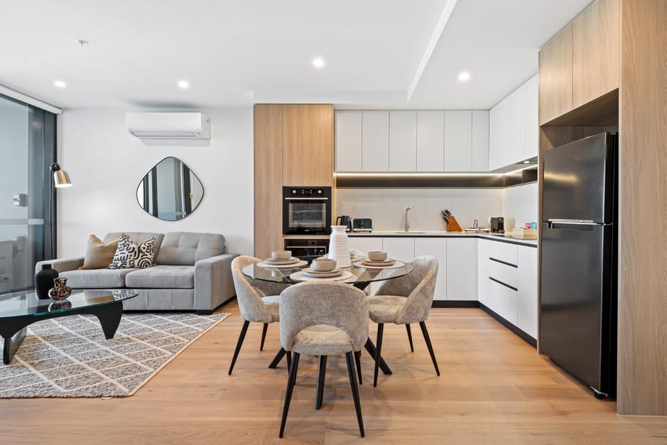 Skyview1-Bed, Infinity Pool, Cinema, Gym & BBQ Apartment in Melbourne