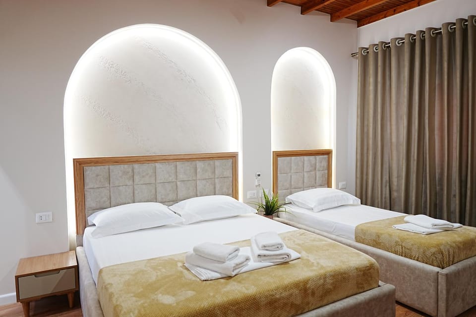 Bed, Photo of the whole room, Bedroom, towels