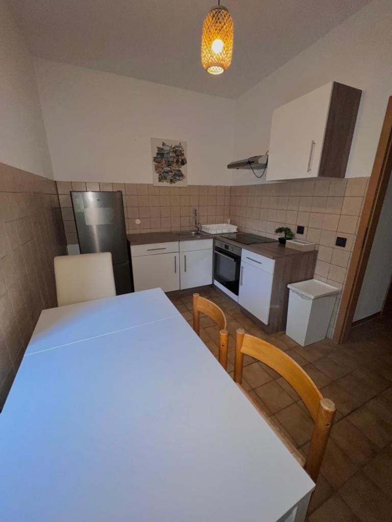 Kitchen or kitchenette, Dining area, minibar, pet friendly, stove