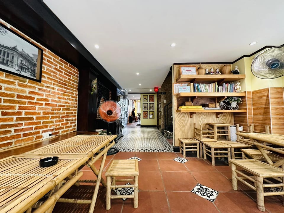 Seating area
