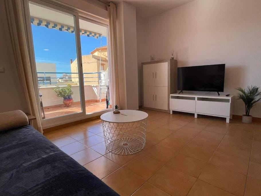 South facing 1 bed apartment, near beach Apartment in Río de Torrox