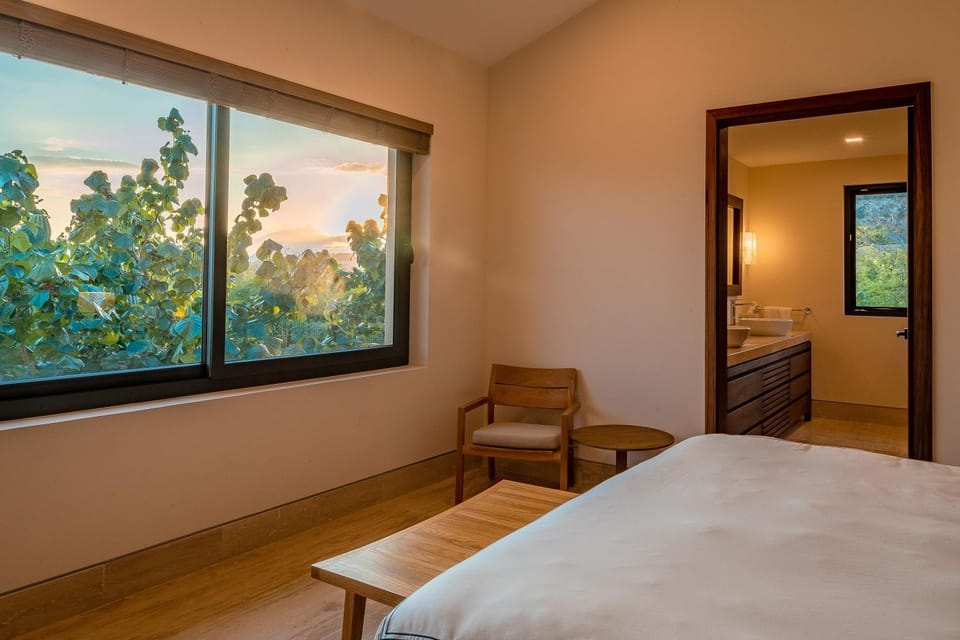 Stunning 11Bd Villa Fully Staffed, Indoor Tennis and More Villa in Baja California Sur