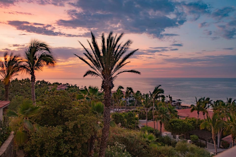 Beautiful 3 Bd Villa with Staff and Steps from the Beach in Del Mar Palmilla Villa in Baja California Sur