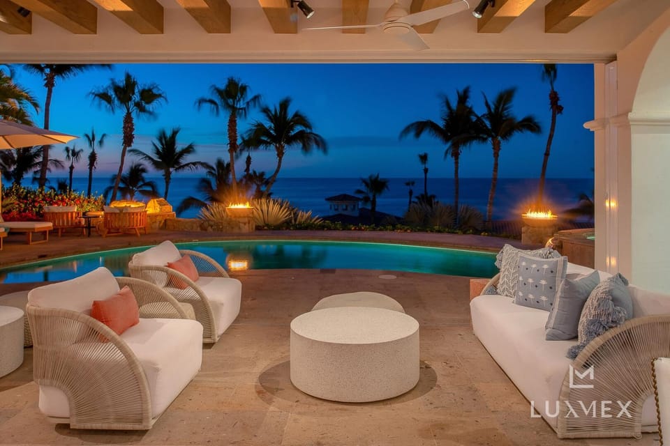 Beautiful 5 Bd Villas Del Mar Villa Staffed & Steps from the Beach Villa in Baja California Sur