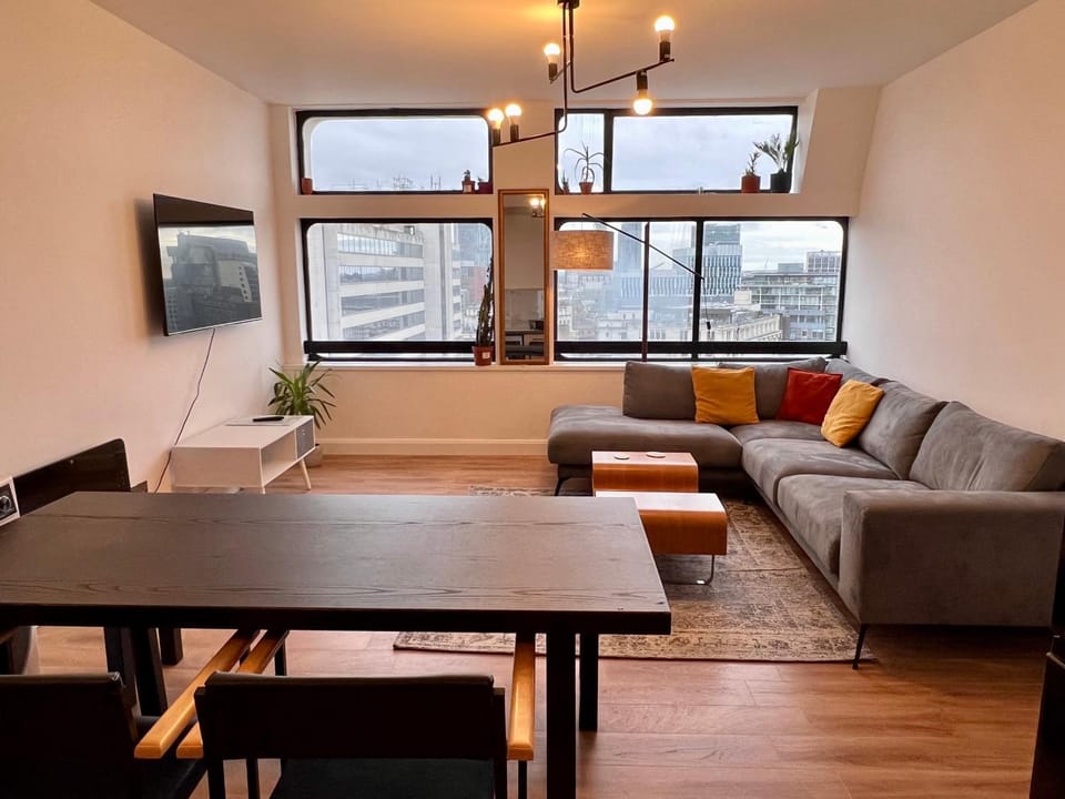 Living room, Seating area, Dining area