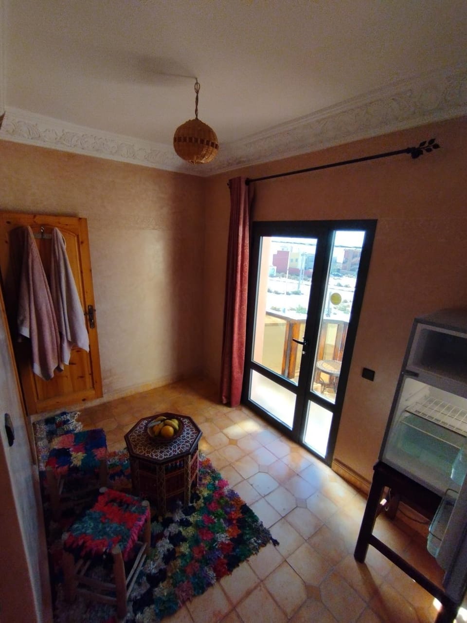 Bed, Living room, Photo of the whole room, Seating area, Bedroom, wardrobe