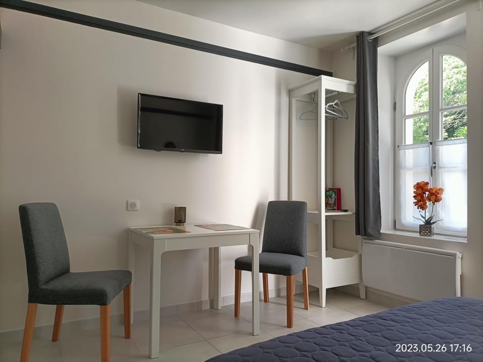 TV and multimedia, Photo of the whole room, Dining area