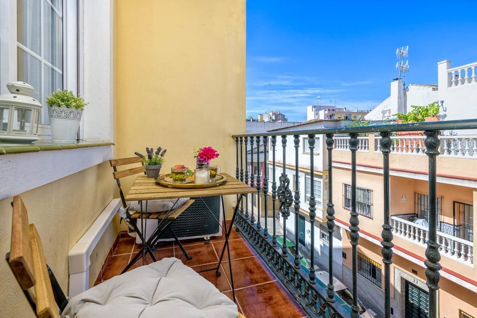 View (from property/room), Balcony/Terrace