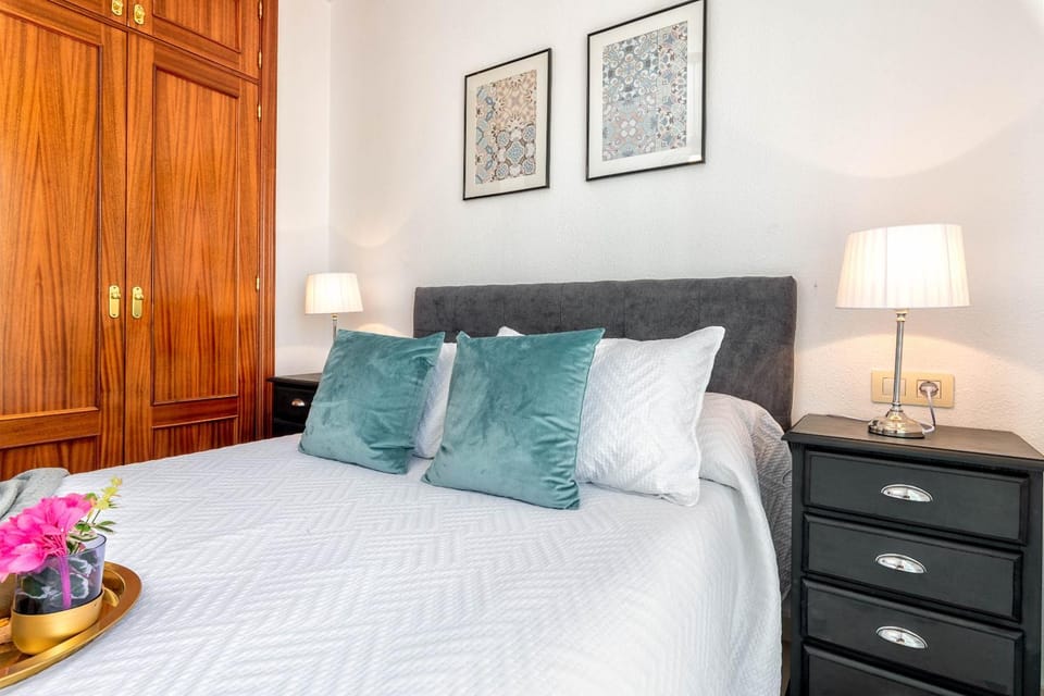 Bed, Bedroom, wardrobe