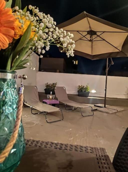 Cheerful 3 bedroom town house with garage free parking inside or outside with back yard and roof House in Sliema