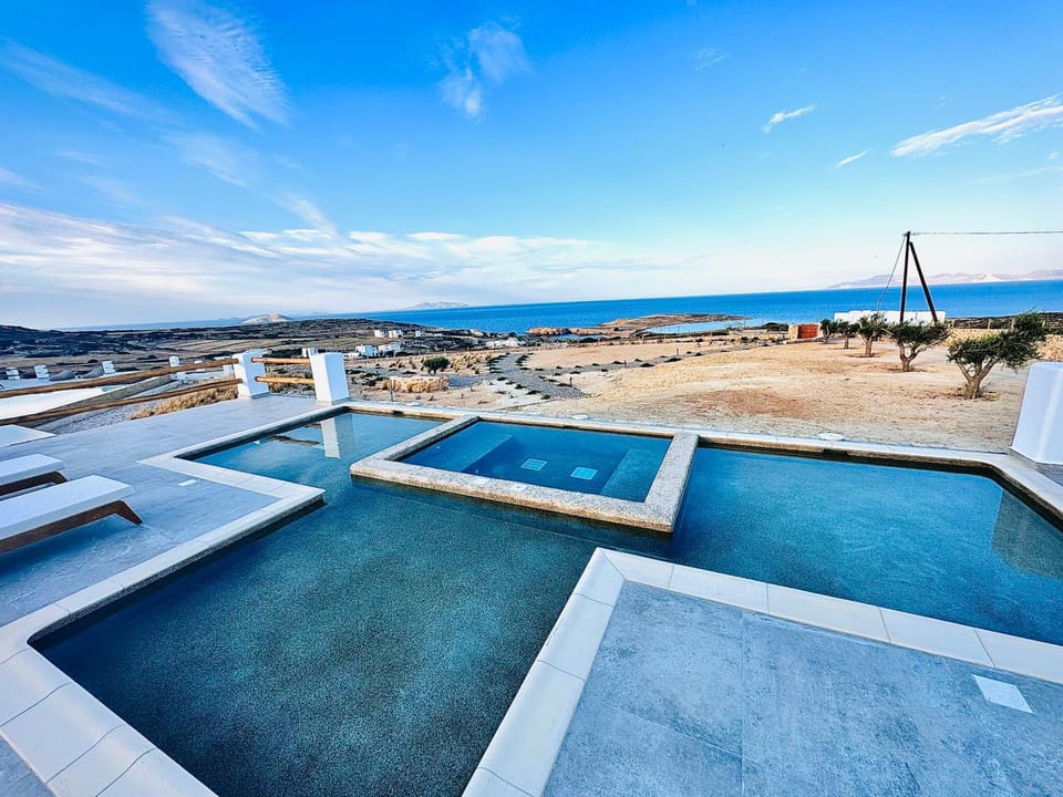 Aeris suites pori jacuzzi villa Villa in Decentralized Administration of the Aegean