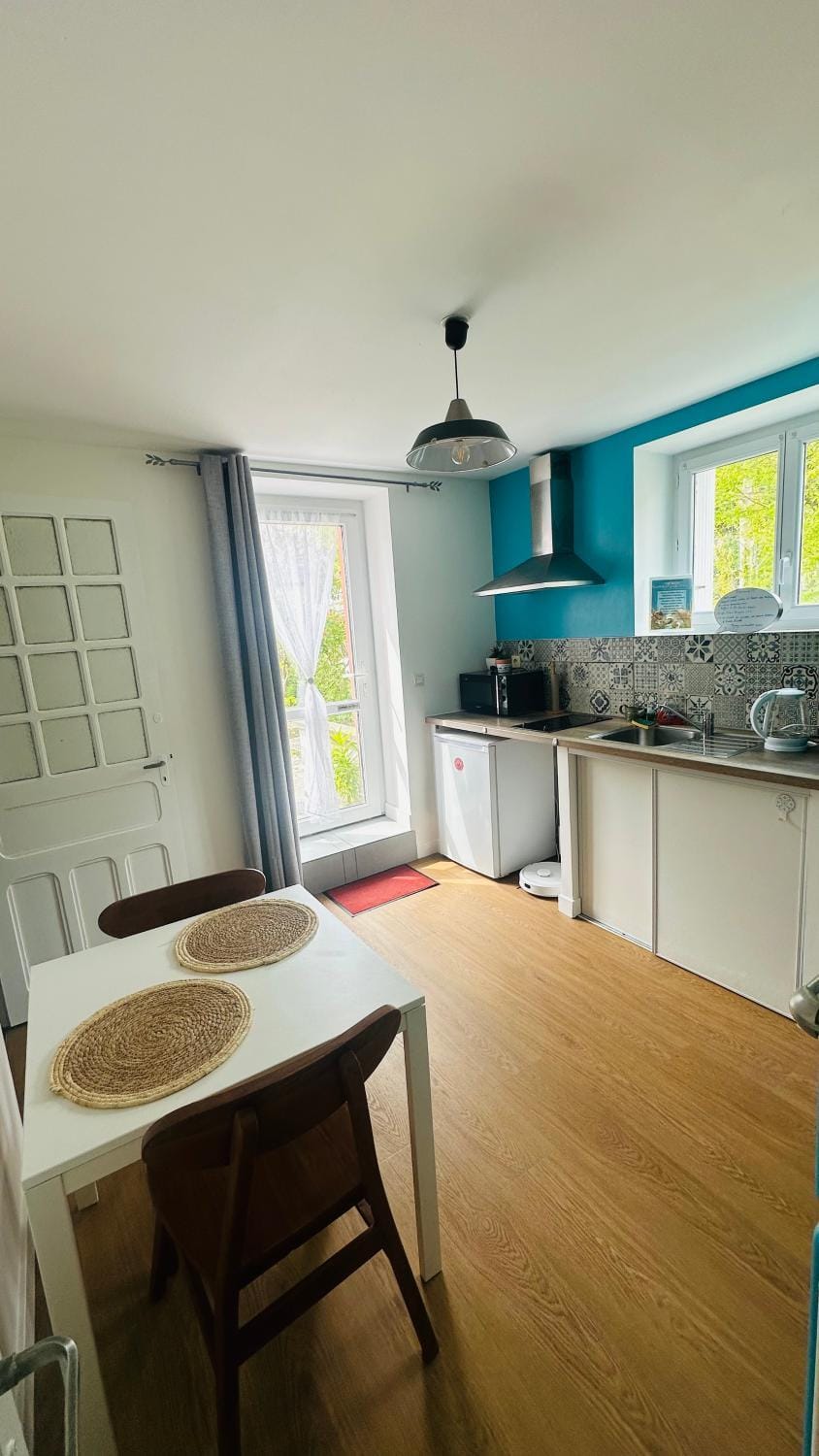 Logement indépendant,calme à 2 pas du centre ville Apartment in Lannion