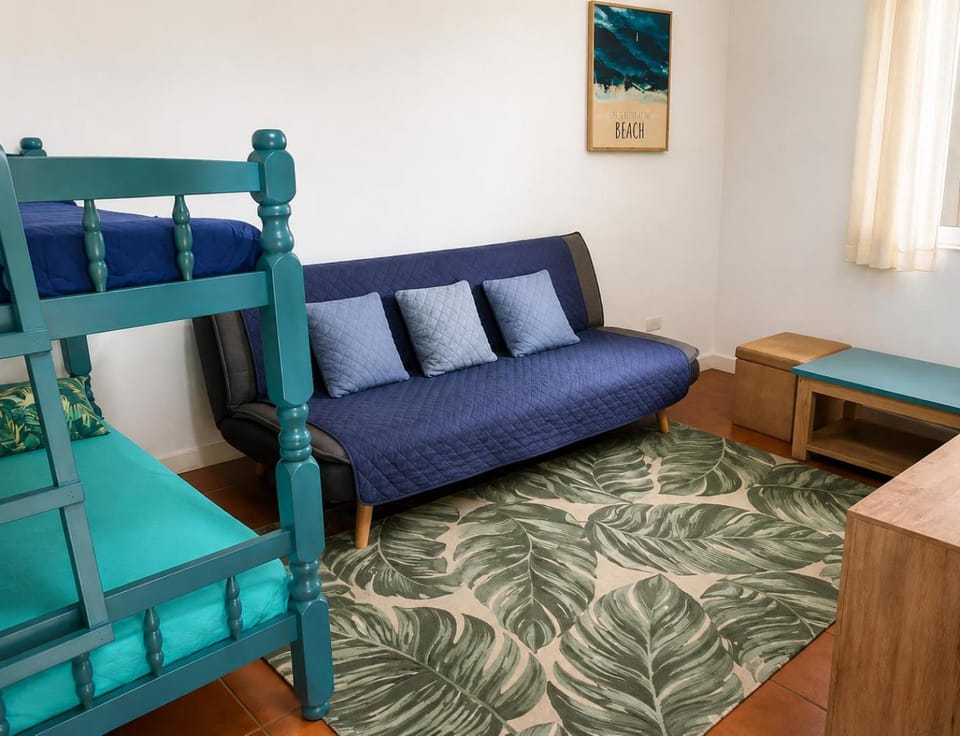 Living room, Bedroom, bunk bed
