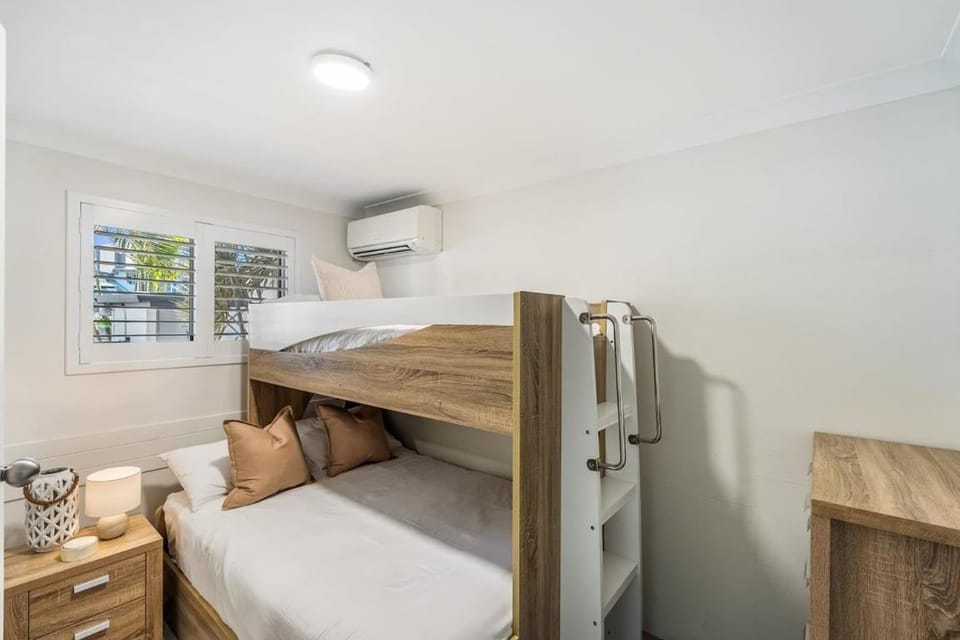 Absolute Beachfront Apartment 3B Apartment in Lennox Head